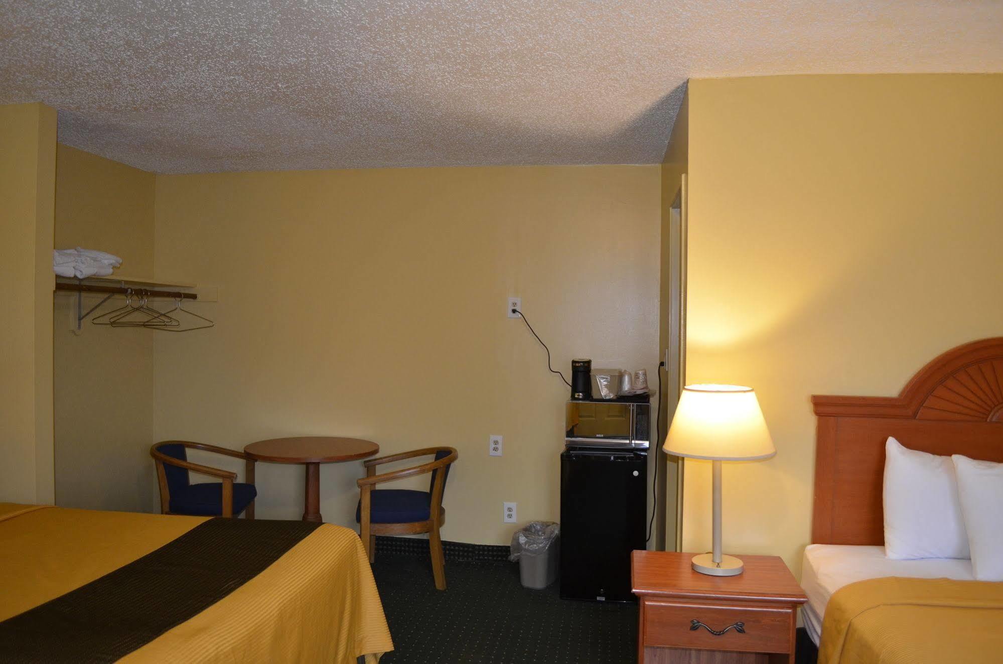 Budget Inn Williamsville Exterior foto